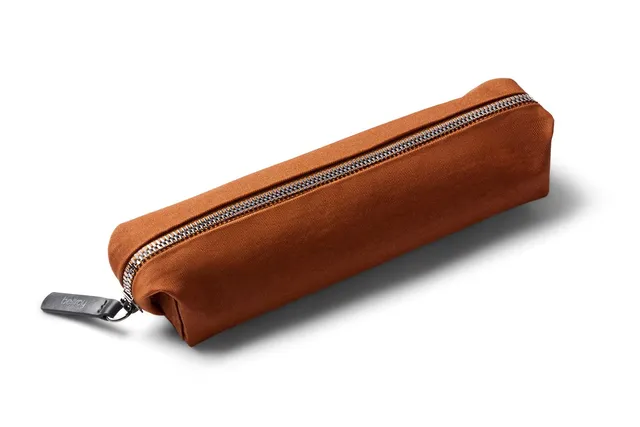 bellroy-pencil-case-trousse-de-bureau-en-tissu-tiss-et-cuir-bronze image 1