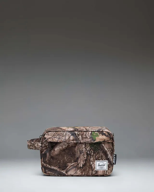 herschel-supply-realtree-chapter-travel-kit-trousse-de-toilette-avec-motif-camou image 1