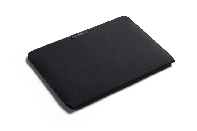 bellroy-laptop-sleeve-13-tissu-recycl-fermeture-magn-tique-midnight image 1