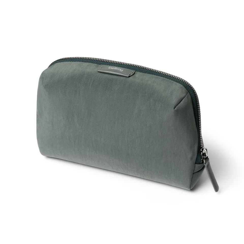 bellroy-desk-caddy-organiseur-hi-tech-pour-bureau image 1