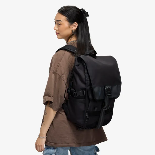 chrome-industries-warsaw-30l-sac-dos image 1