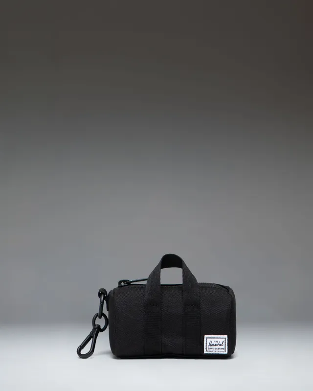 herschel-supply-co-novel-duffle-bag-charm-porte-cl-s-mini-sac image 1