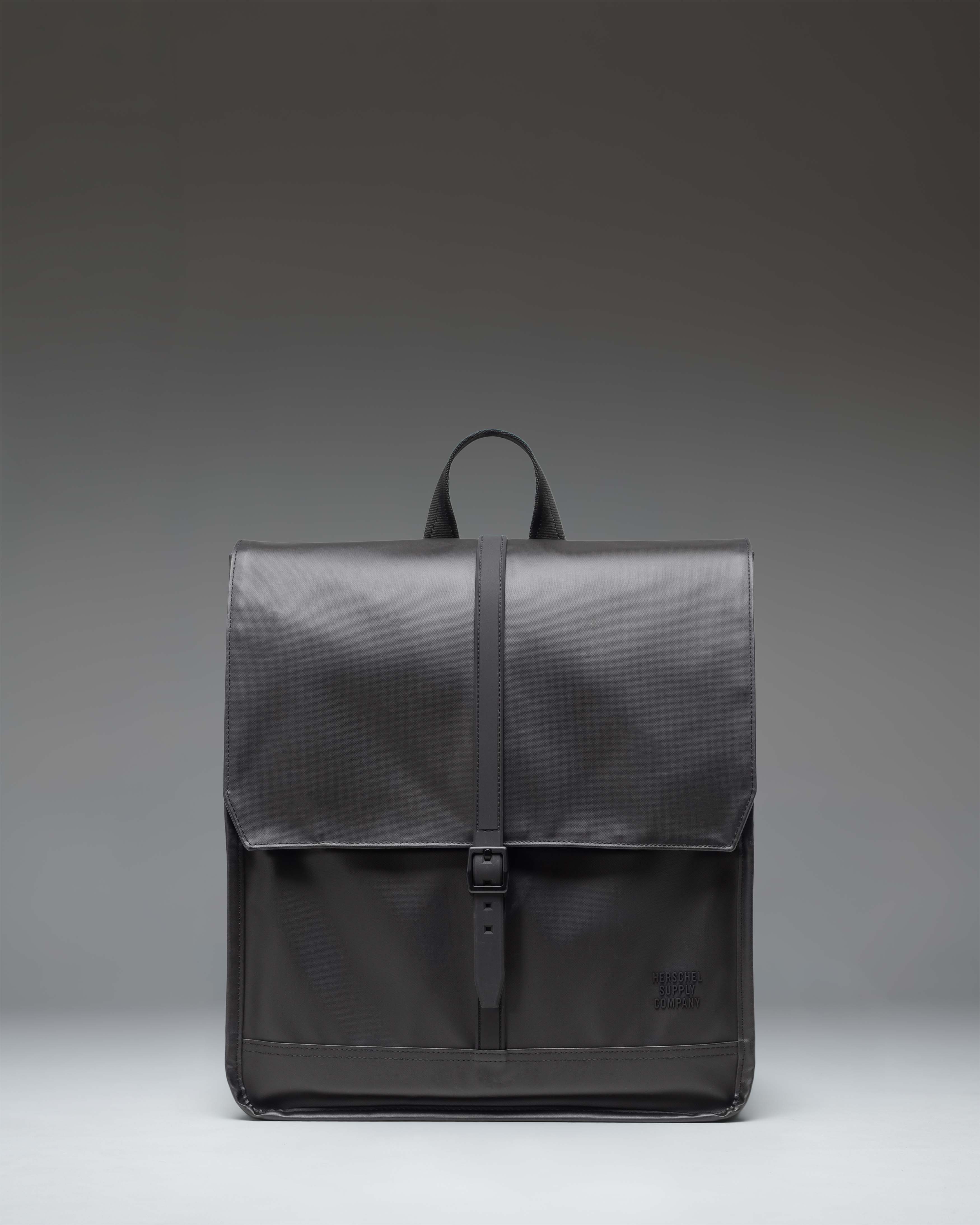 herschel-city-backpack-weather-resistant-sac-dos-d-perlant image 1