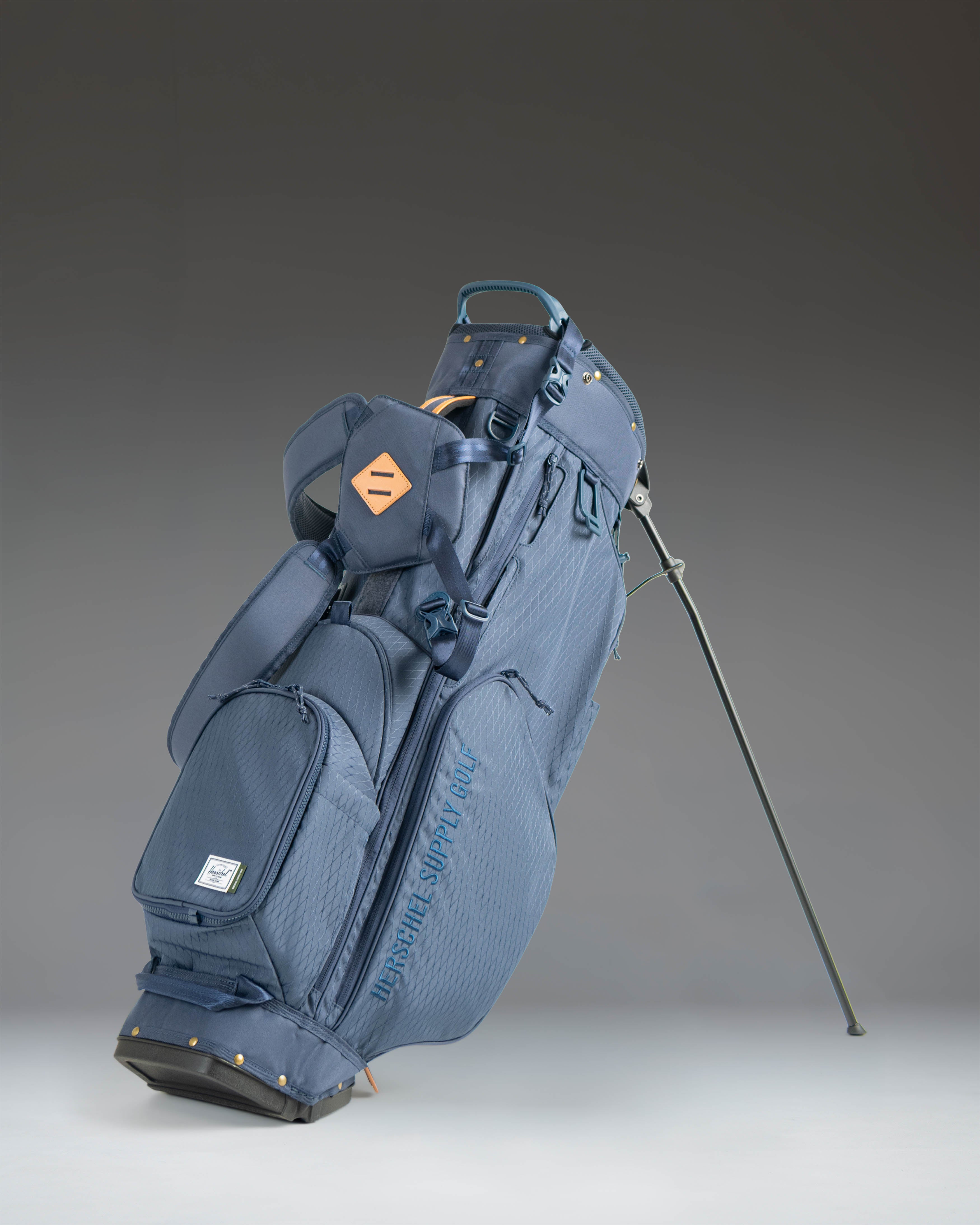 herschel-watt-stand-golf-bag image 2