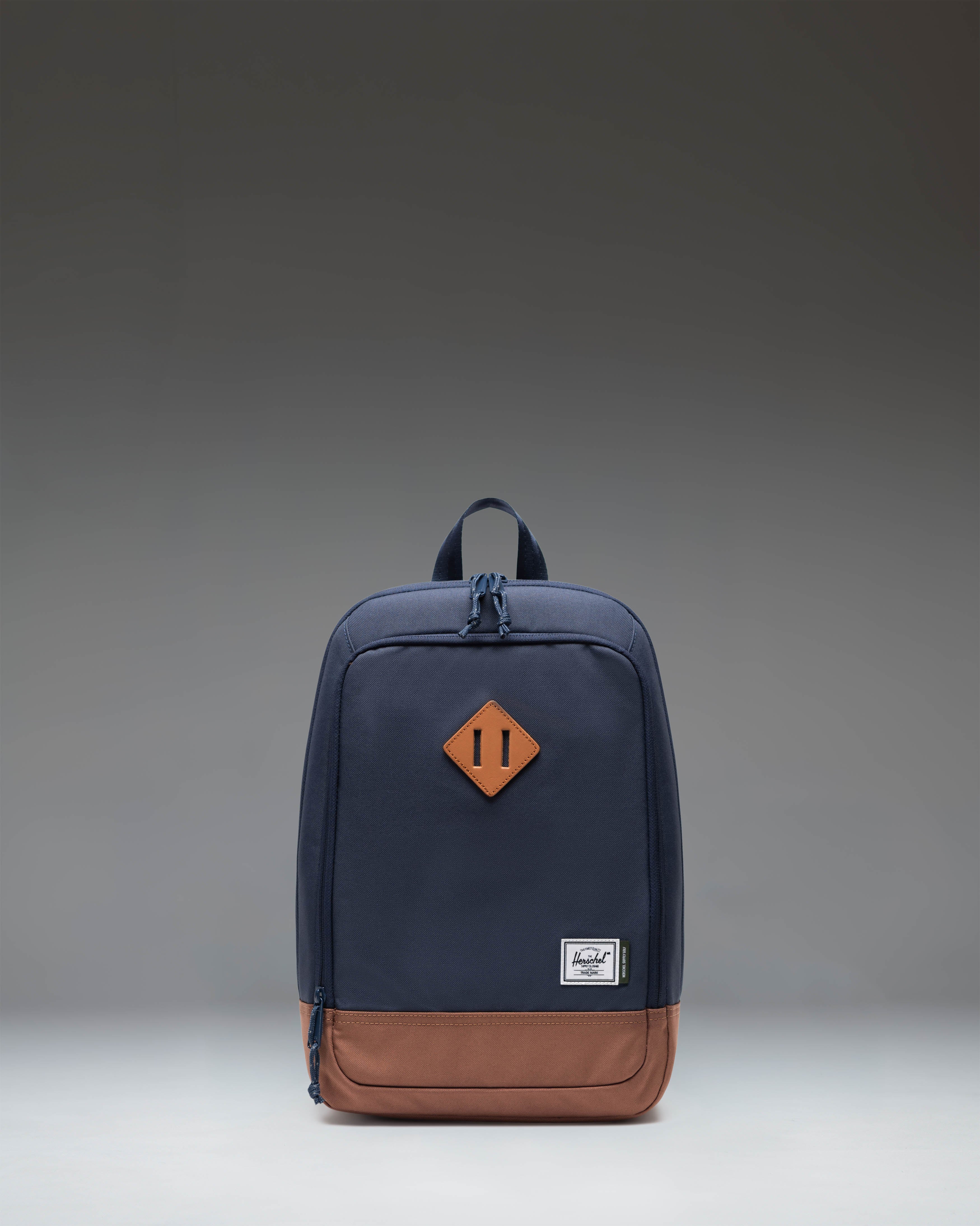 sac-chaussures-de-golf-herschel-heritage-avec-compartiment-ventil image 3