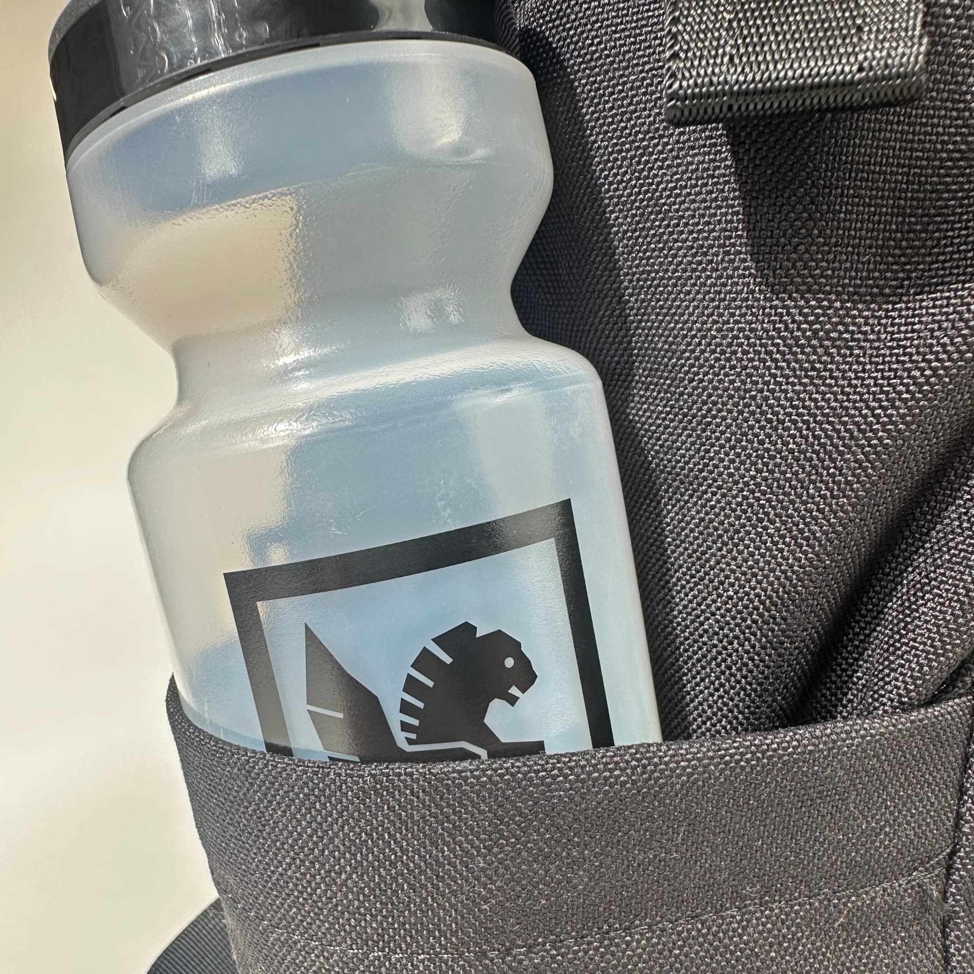 chrome-industries-purist-water-bottle-22-fl-oz-650ml image 3