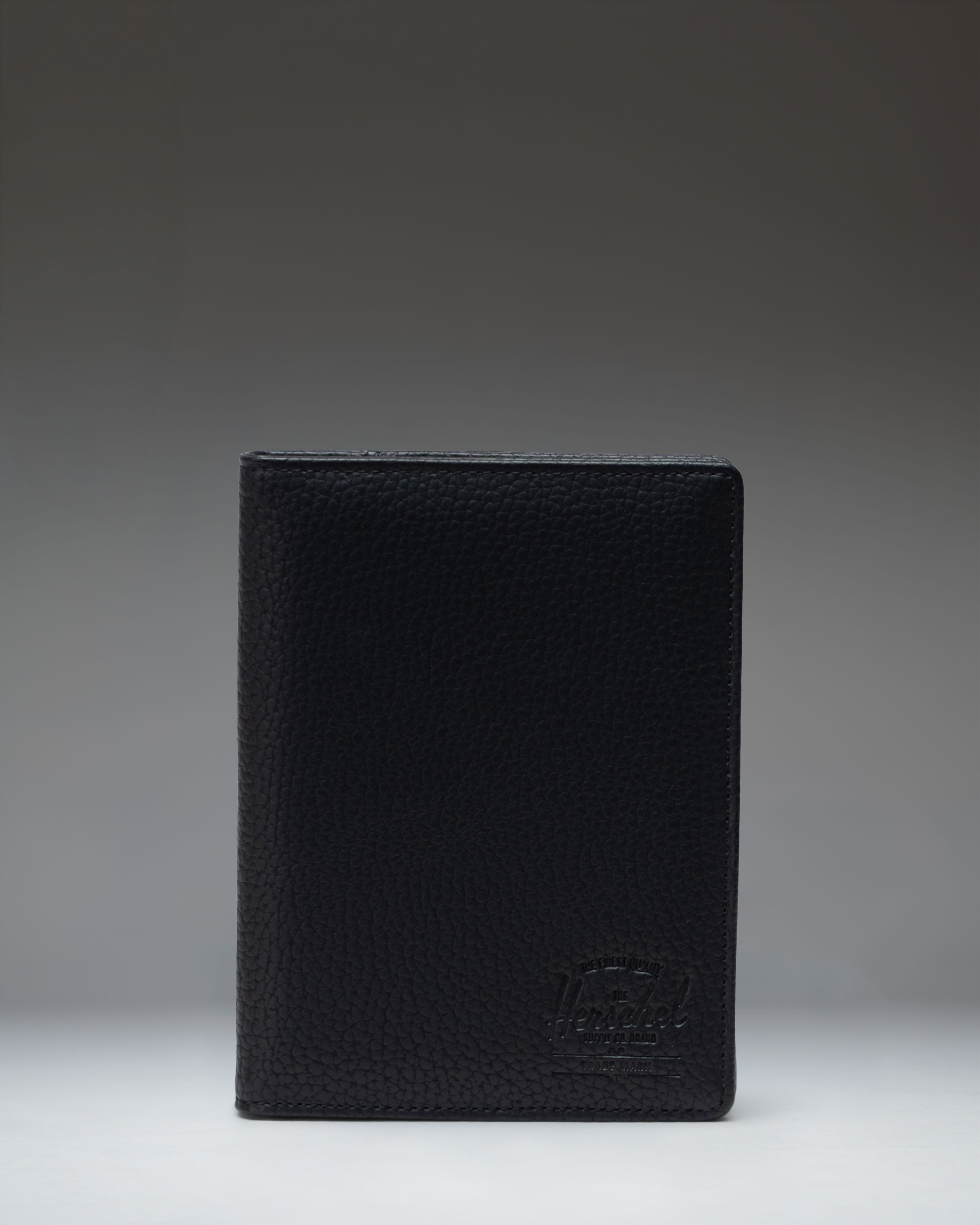 herschel-supply-porte-passeport-raynor-en-cuir-vegan image 1