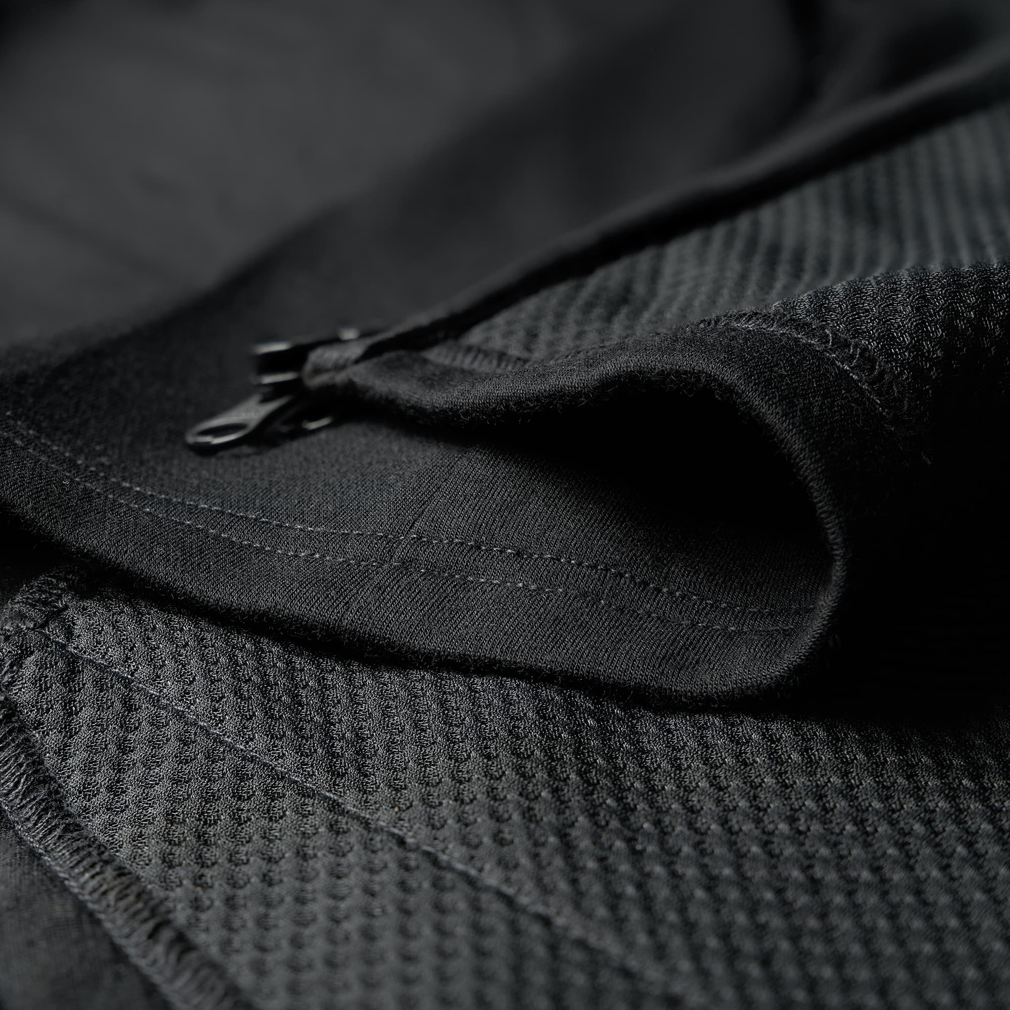 chrome-industries-men-s-merino-cobra-3-0-hoodie-sweat-capuche-technique image 6