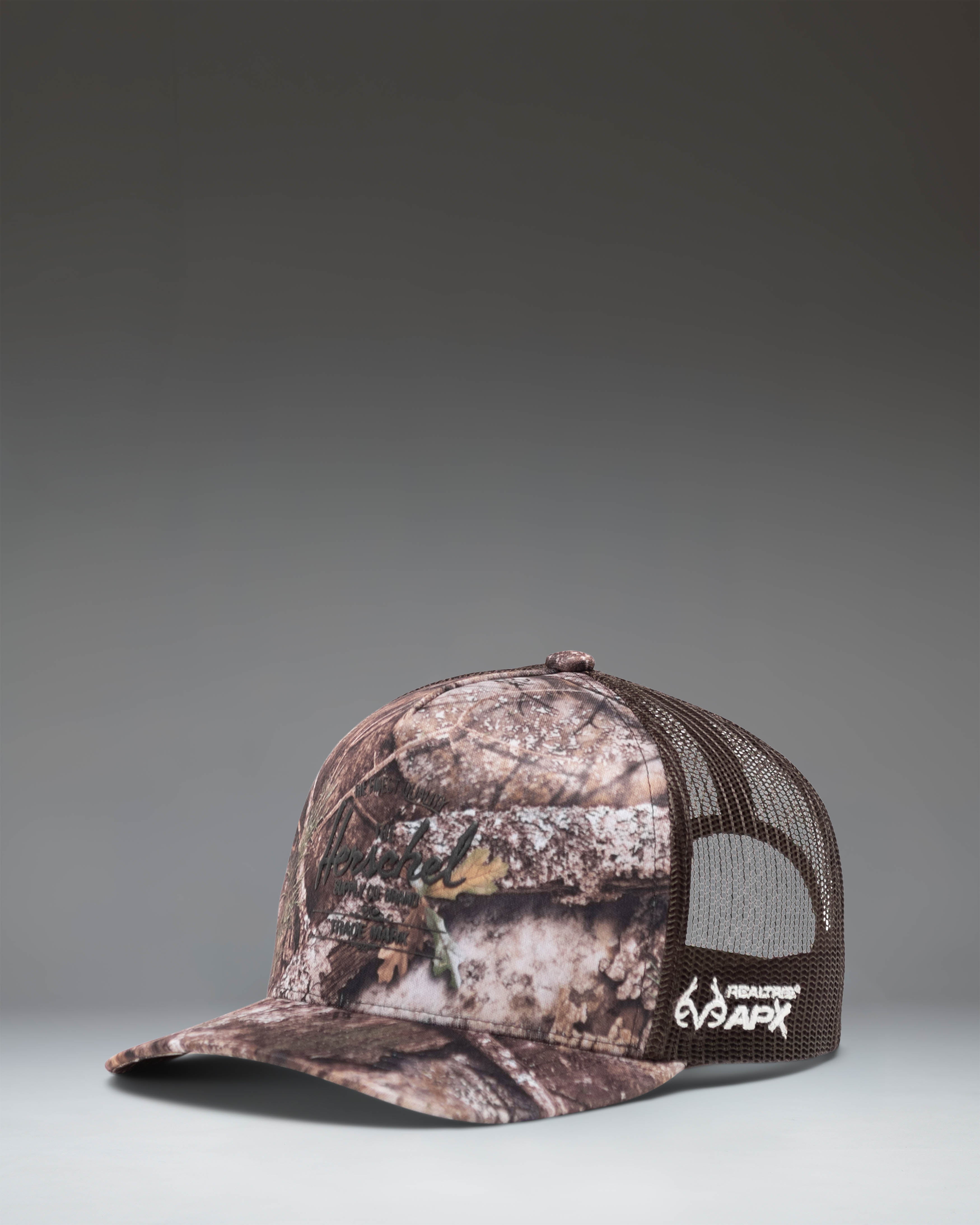 casquette-herschel-realtree-whaler-tall-mesh-cap image 1