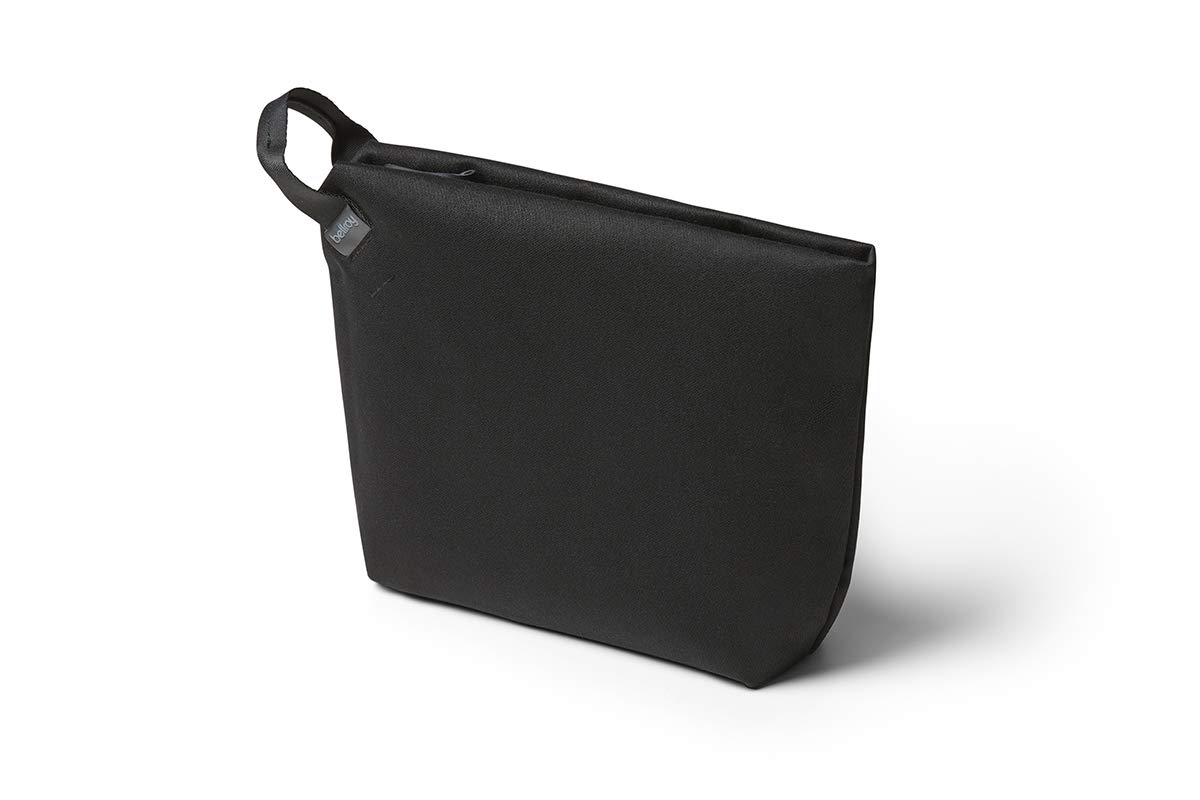 bellroy-standing-pouch-plus-melbourne-black-pochette-zipp-e-organisateur-hi-tech image 1