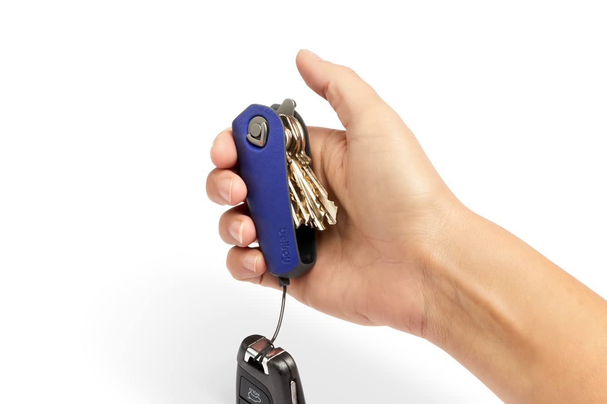 bellroy-key-case-porte-cl-s-en-cuir-rigide-avec-jection-des-cl-s-une-main-cobalt image 5