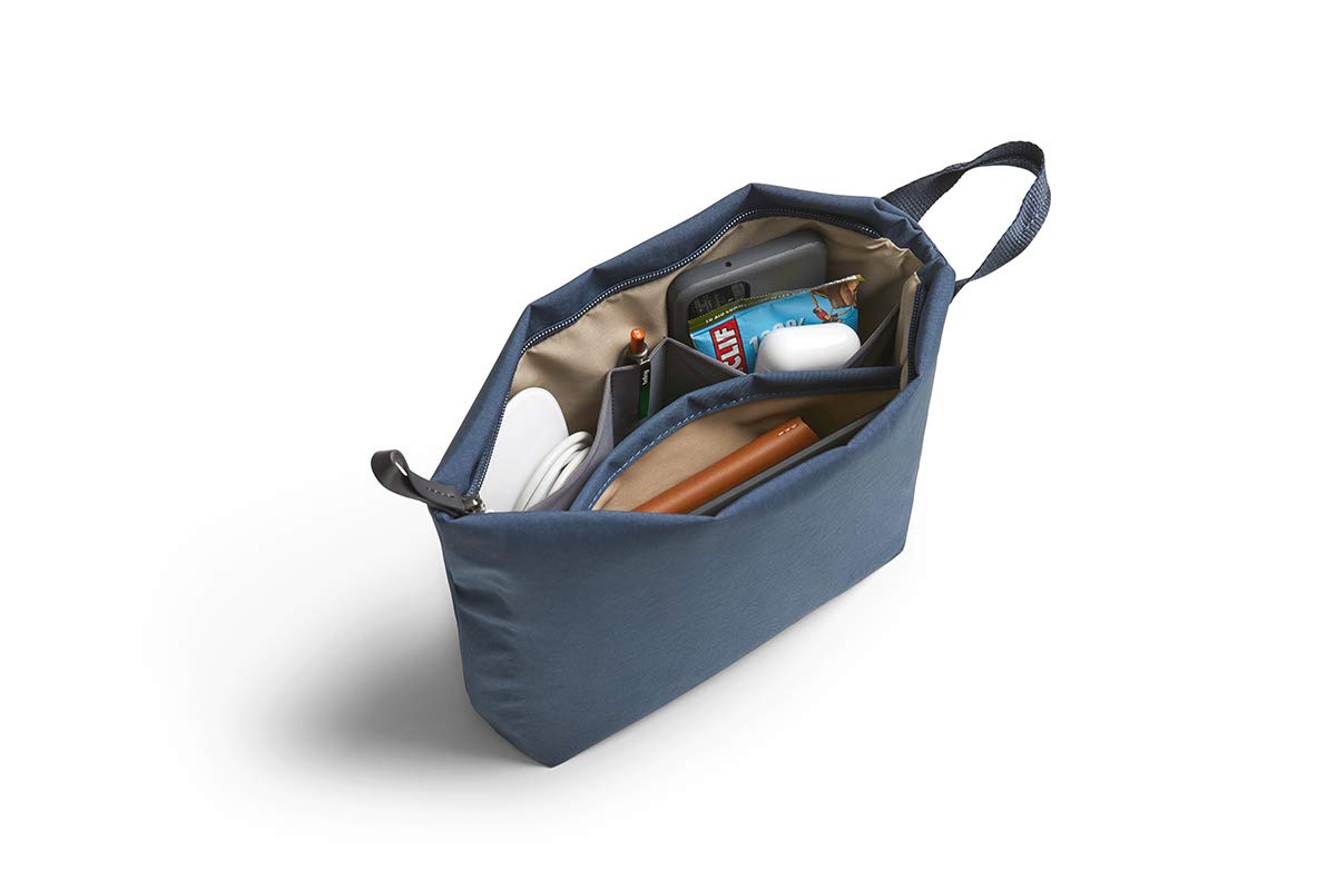 bellroy-standing-pouch-plus-marine-blue-pochette-zipp-e-organisateur-hi-tech image 4