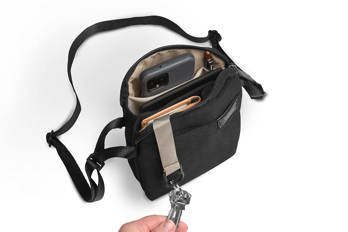 bellroy-city-pouch-sac-bandouli-re-super-slim-melbourne-black image 2