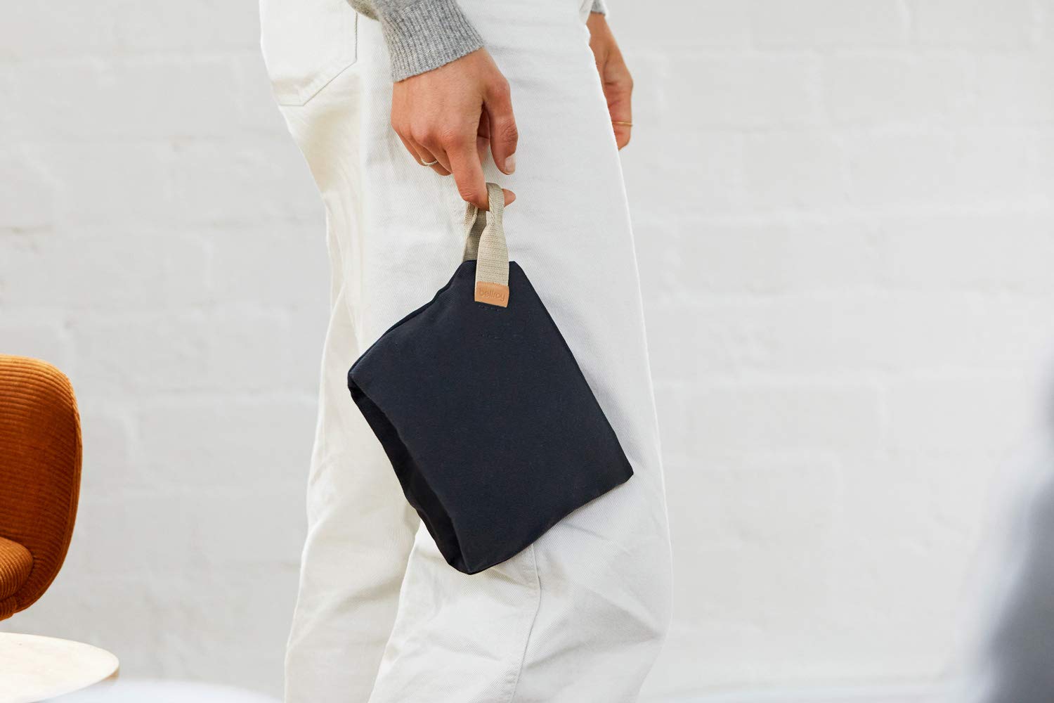 bellroy-standing-pouch-pochette-zipp-e-autonome-pour-rangement image 2
