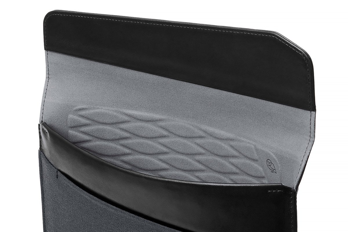 bellroy-laptop-sleeve-extra-12-housse-pour-ordinateur-portable-avec-poches-gris- image 3