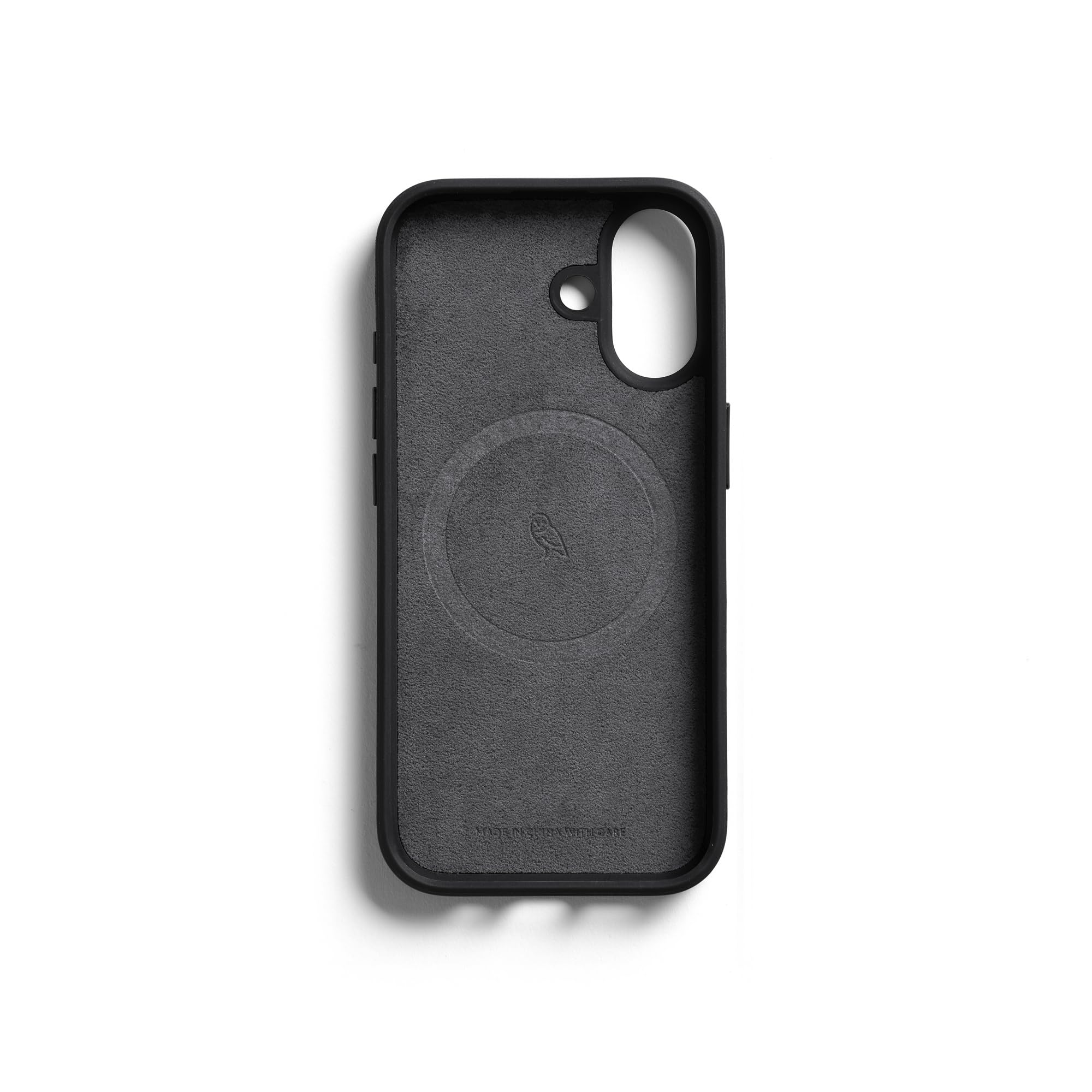 bellroy-coque-iphone-17-en-cuir-noir image 2