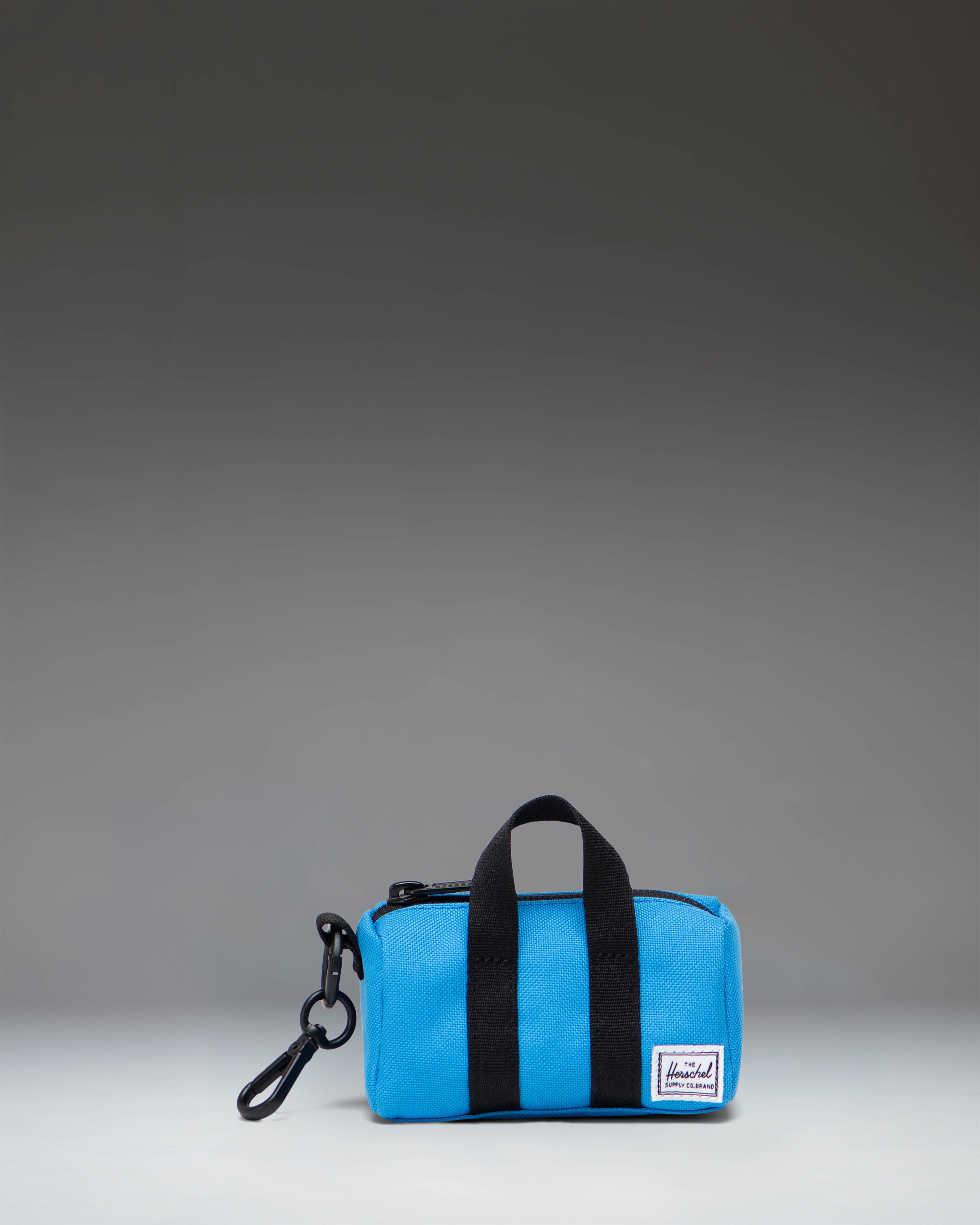 herschel-supply-co-novel-duffle-bag-charm-porte-cl-s-mini-sac image 5