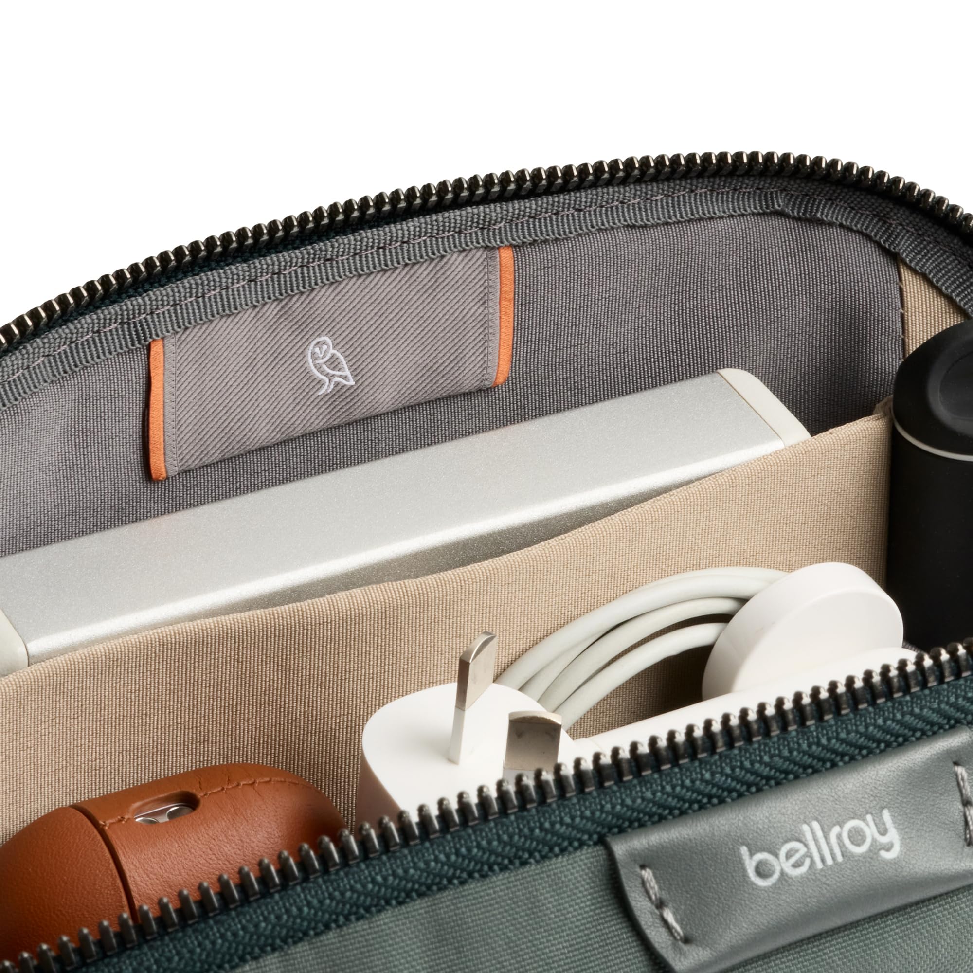 bellroy-desk-caddy-organiseur-hi-tech-pour-bureau image 4