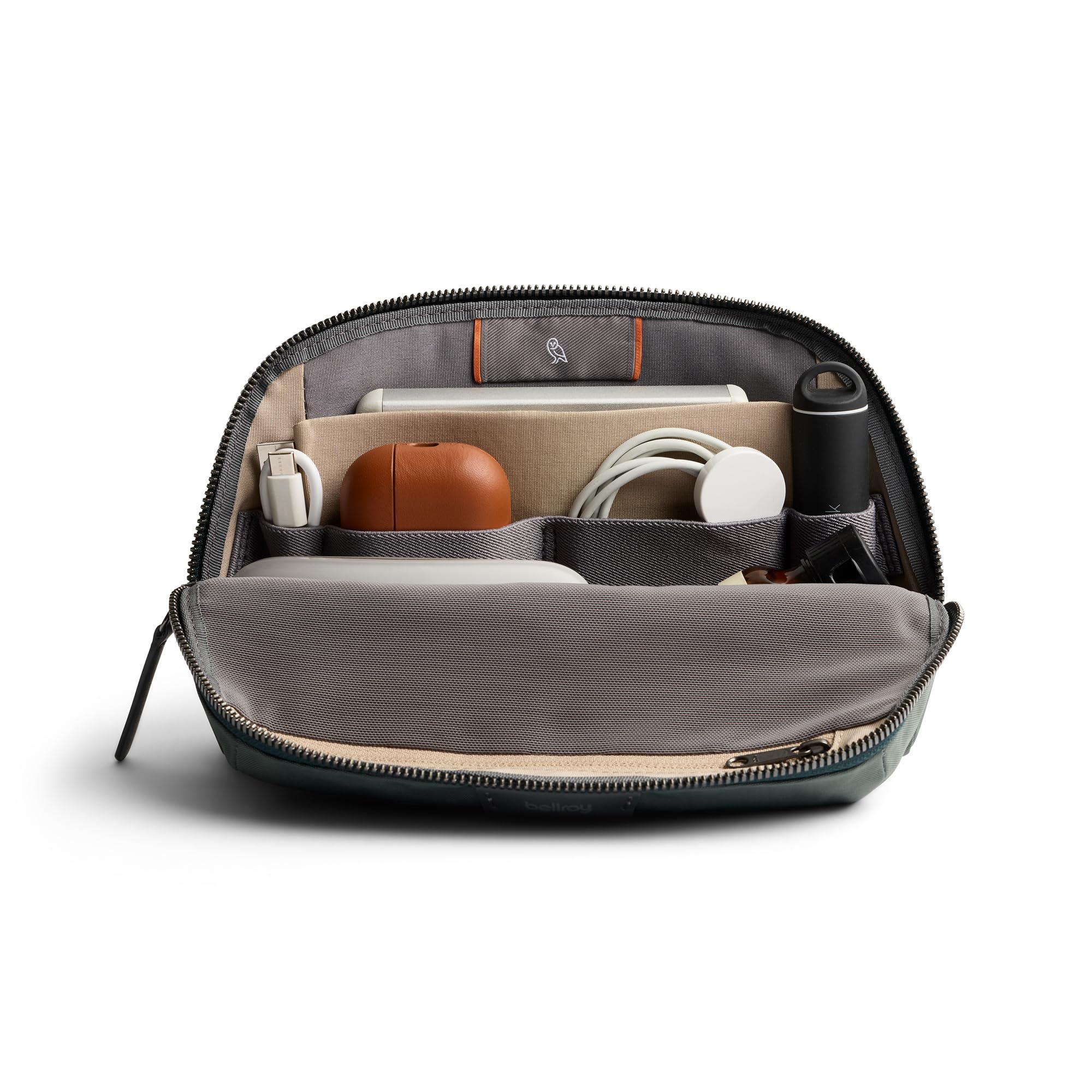 bellroy-desk-caddy-organiseur-hi-tech-pour-bureau image 2