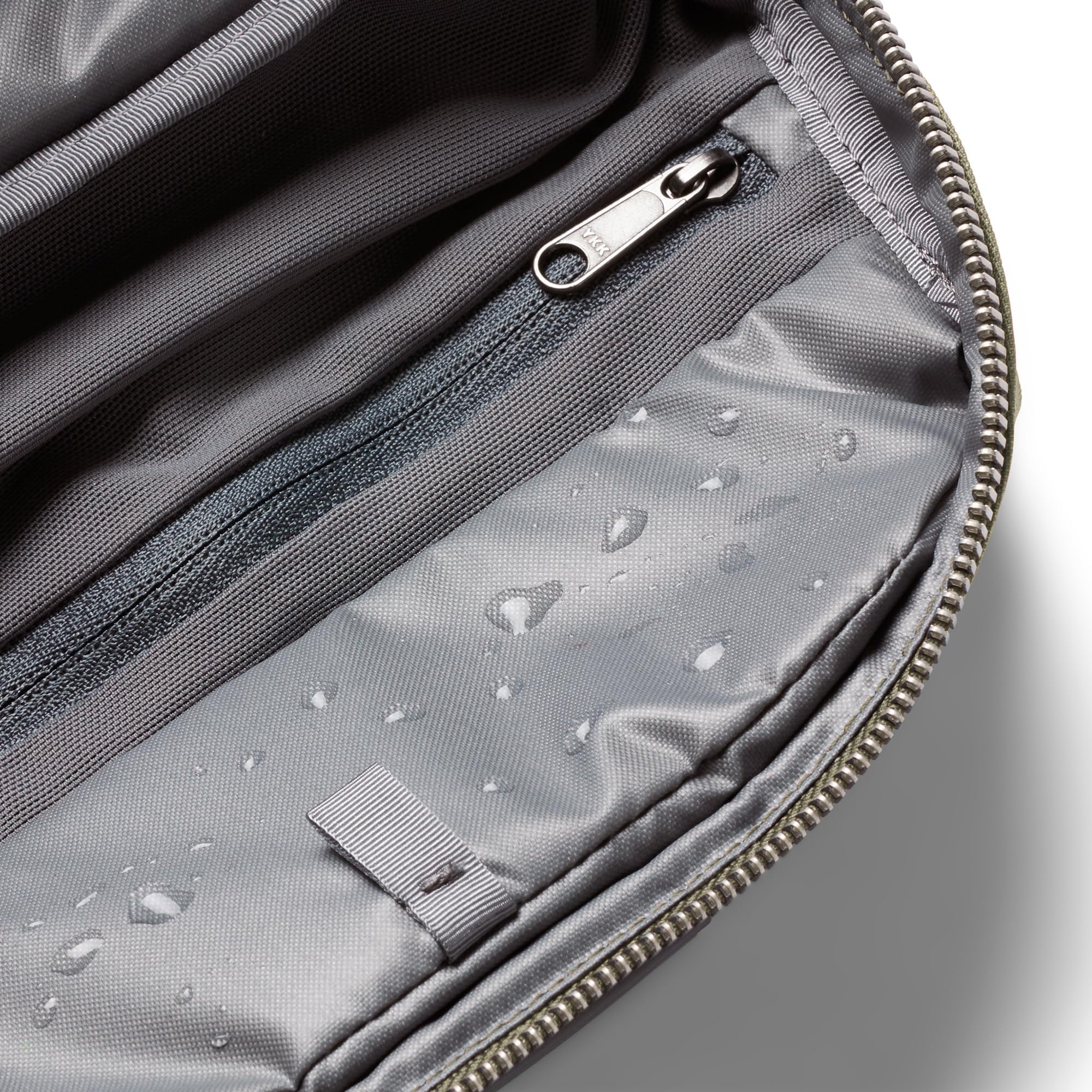 bellroy-toiletry-kit-plus-trousse-de-toilette-spacieuse-et-organis-e image 4
