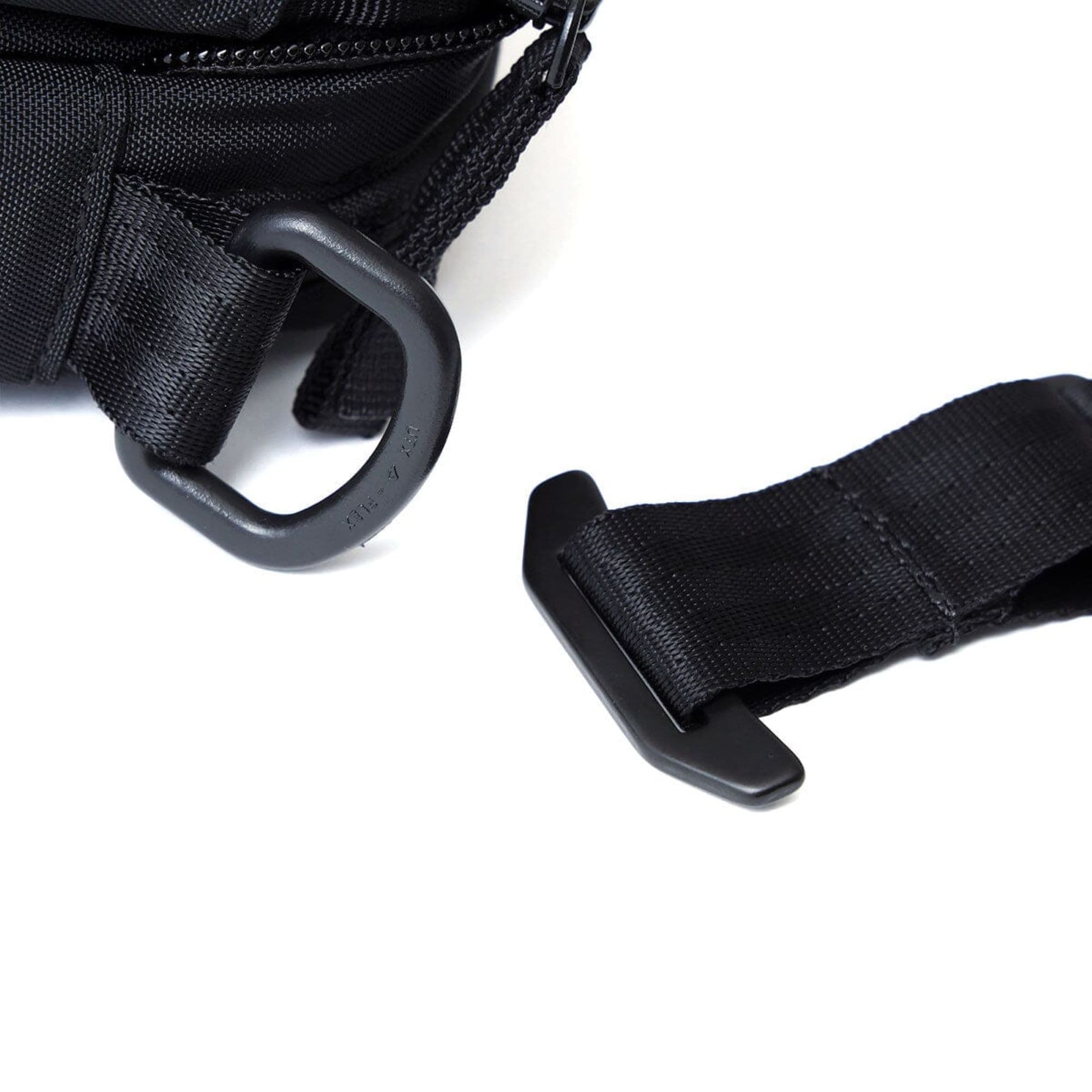 chrome-industries-pac-shoulder-pouch-3l-sacoche-bandouli-re image 5