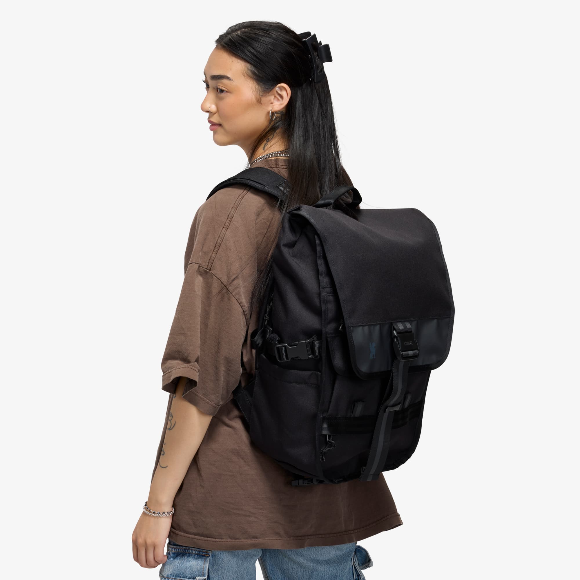 chrome-industries-warsaw-30l-sac-dos image 1